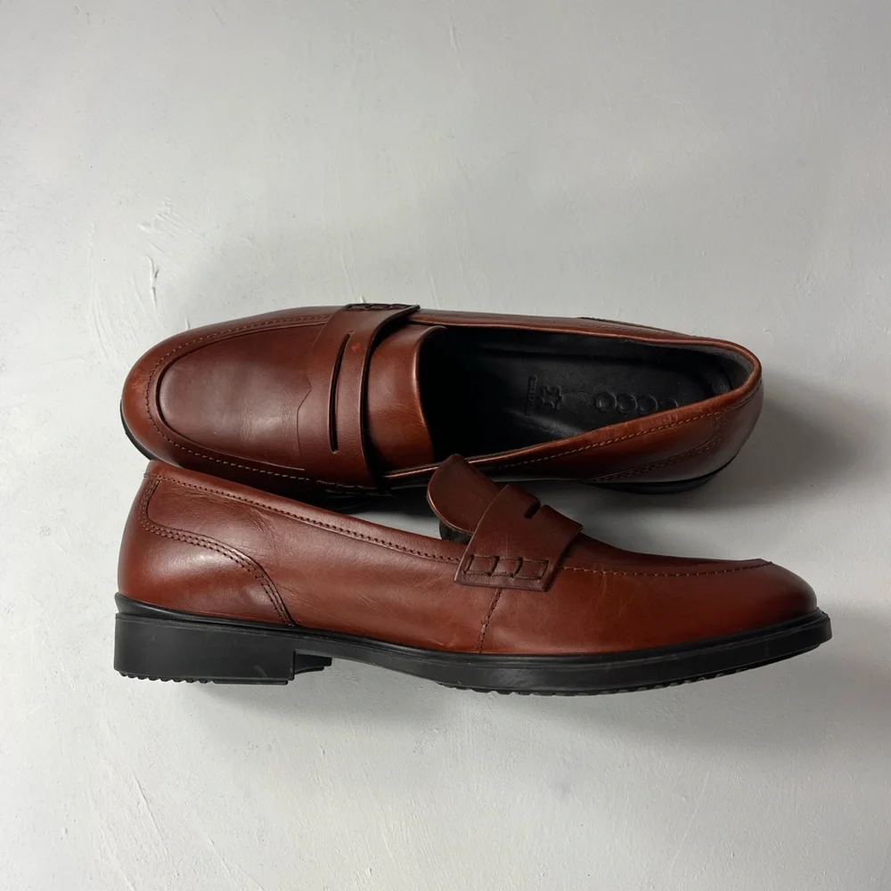 Ecco Rich Brown Leather Slip-On Loafers